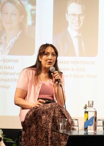 Amiera Sawas, Fossil Fuel Treaty initiative, at Davos session