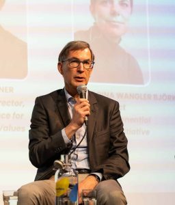 Martin Rohner, GABV ED, at Davos session