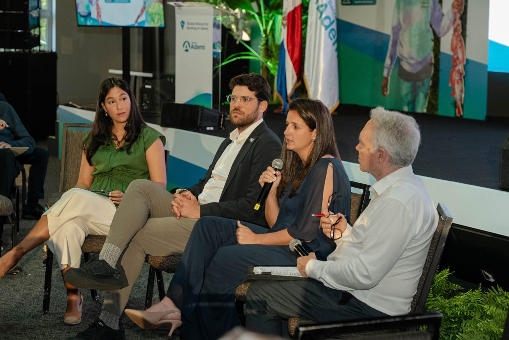 Young leaders session in Dominican Republic